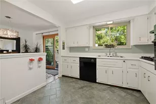 1525 Anderson Rd, Pittsburgh, PA 15209 - Photo 17