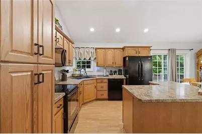 96 James St, North Union Township, PA 15456 - Photo 9
