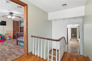 102 Main St, West Alexander, PA 15376 - Photo 21