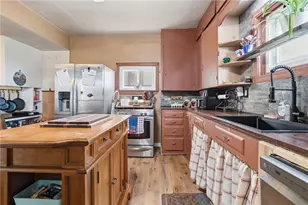 102 Main St, West Alexander, PA 15376 - Photo 13