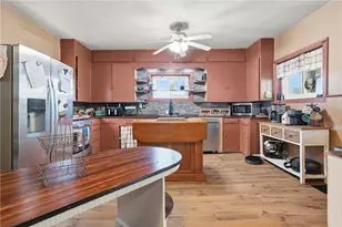 102 Main St, West Alexander, PA 15376 - Photo 11