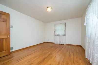 1607 Millers Run Road, Mt Pleasant Twp, PA 15057 - Photo 17