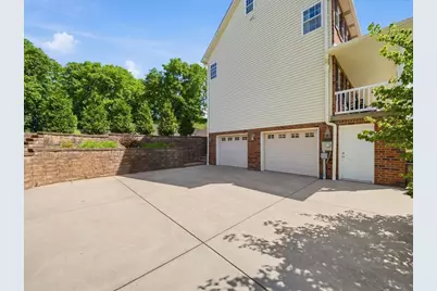 957 Douglas Dr, Pittsburgh, PA 15239 - Photo 29
