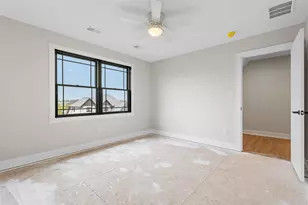 1037 Skyline Dr, Cecil, PA 15317 - Photo 31
