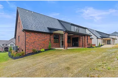 1037 Skyline Dr, Cecil, PA 15317 - Photo 43