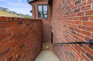 1037 Skyline Dr, Cecil, PA 15317 - Photo 45