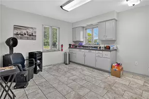 9150 Perry Hwy, Pittsburgh, PA 15237 - Photo 27