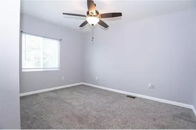 1031 Valonia St, Elliott, PA 15220 - Photo 13