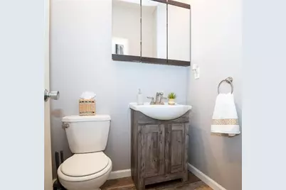 1031 Valonia St, Elliott, PA 15220 - Photo 9