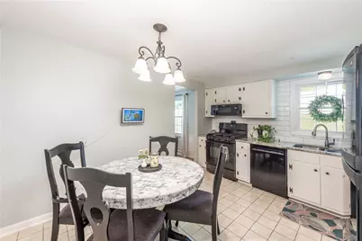 931 Cork Drive, Bethel Park, PA 15102 - Photo 11