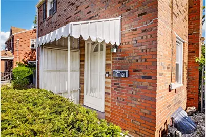1591 Greencrest Dr, Pittsburgh, PA 15226 - Photo 3