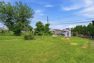 323 Birmingham Ave, Pittsburgh, PA 15210 - Photo 23