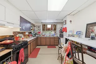 323 Birmingham Ave, Pittsburgh, PA 15210 - Photo 9