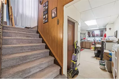 323 Birmingham Ave, Pittsburgh, PA 15210 - Photo 13