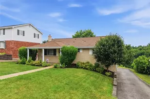 1710 Gina Dr, West Mifflin, PA 15122 - Photo 3