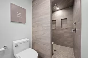 206 Main Entrance Dr, Pittsburgh, PA 15228 - Photo 25