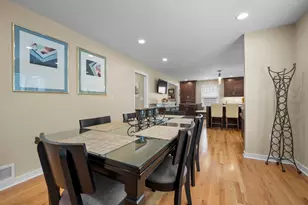 206 Main Entrance Dr, Pittsburgh, PA 15228 - Photo 9
