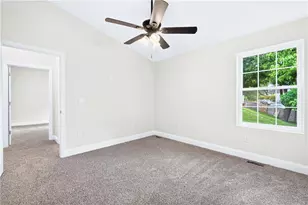 213 Reed Ave, Houston, PA 15342 - Photo 23