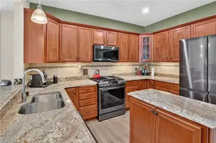 2050 Croghan Dr, Collier Township, PA 15106 - Photo 7