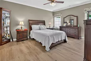 2050 Croghan Dr, Collier Township, PA 15106 - Photo 19