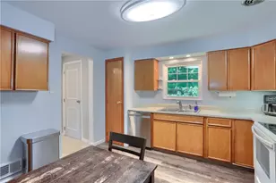 2509 Springwood Dr, Pittsburgh, PA 15116 - Photo 15