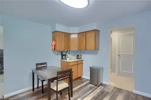 2509 Springwood Dr, Pittsburgh, PA 15116 - Photo 17