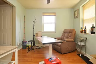 1056 Lindberg Ave, Pittsburgh, PA 15120 - Photo 9