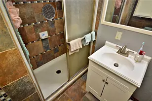 1056 Lindberg Ave, Pittsburgh, PA 15120 - Photo 23