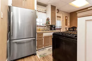 311 Stewart Ave, Grove City Boro, PA 16127 - Photo 23