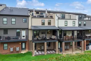 335 Azalea Dr, Peters Township, PA 15367 - Photo 7