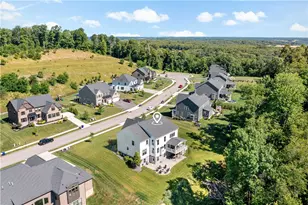 125 Abigail Dr, Adams Township, PA 16046 - Photo 3