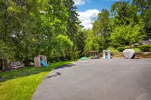 514 Edgeridge Rd, Baldwin Twp, PA 15234 - Photo 31