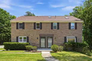 9732 Bellcrest Rd, Pittsburgh, PA 15237 - Photo 1