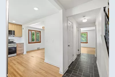 9732 Bellcrest Rd, Pittsburgh, PA 15237 - Photo 15