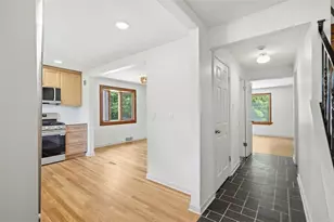 9732 Bellcrest Rd, Pittsburgh, PA 15237 - Photo 15