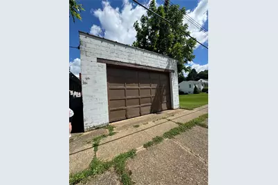 595 S 4th St, Indiana Boro, PA 15701 - Photo 23