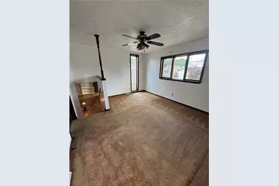 595 S 4th St, Indiana Boro, PA 15701 - Photo 9