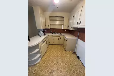 595 S 4th St, Indiana Boro, PA 15701 - Photo 17