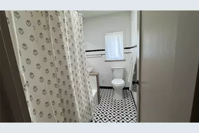 641 Harvey Ave, Hempfield Township, PA 15601 - Photo 13