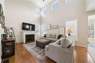 518 Southfield Dr, Hempfield Township, PA 15601 - Photo 3