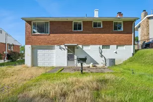 318 Dunbar Dr, Wilkins Township, PA 15235 - Photo 31