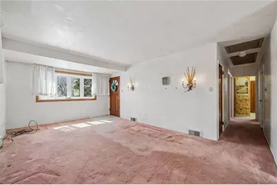 318 Dunbar Dr, Wilkins Township, PA 15235 - Photo 5