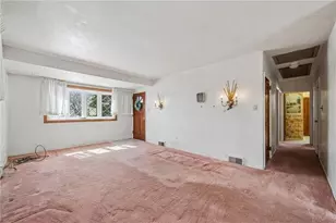 318 Dunbar Dr, Wilkins Township, PA 15235 - Photo 5