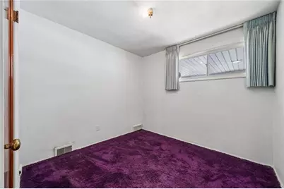 318 Dunbar Dr, Wilkins Township, PA 15235 - Photo 19
