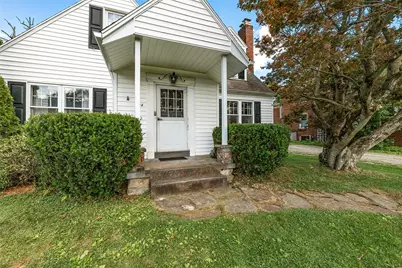 424 N Center St, Grove City Boro, PA 16127 - Photo 3