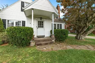 424 N Center St, Grove City Boro, PA 16127 - Photo 3