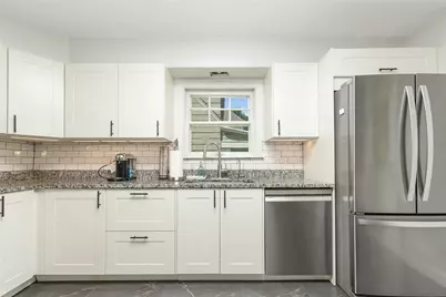 424 N Center St, Grove City Boro, PA 16127 - Photo 21
