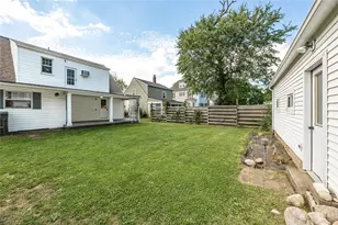 424 N Center St, Grove City Boro, PA 16127 - Photo 5