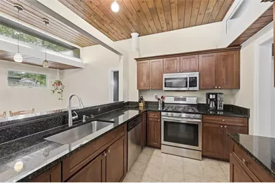 2322 Marbury Rd, Pittsburgh, PA 15221 - Photo 11