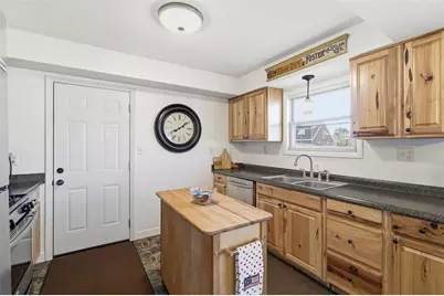 1110 Graham St, Rostraver, PA 15012 - Photo 11